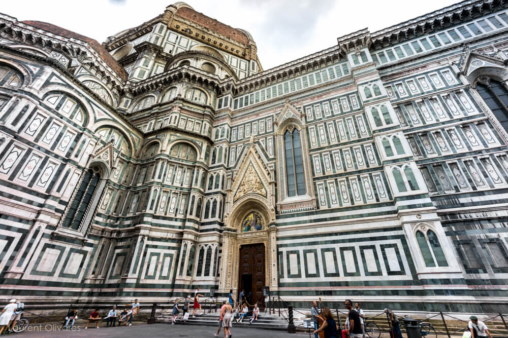 Une des entrée de La Santa maria del fiore